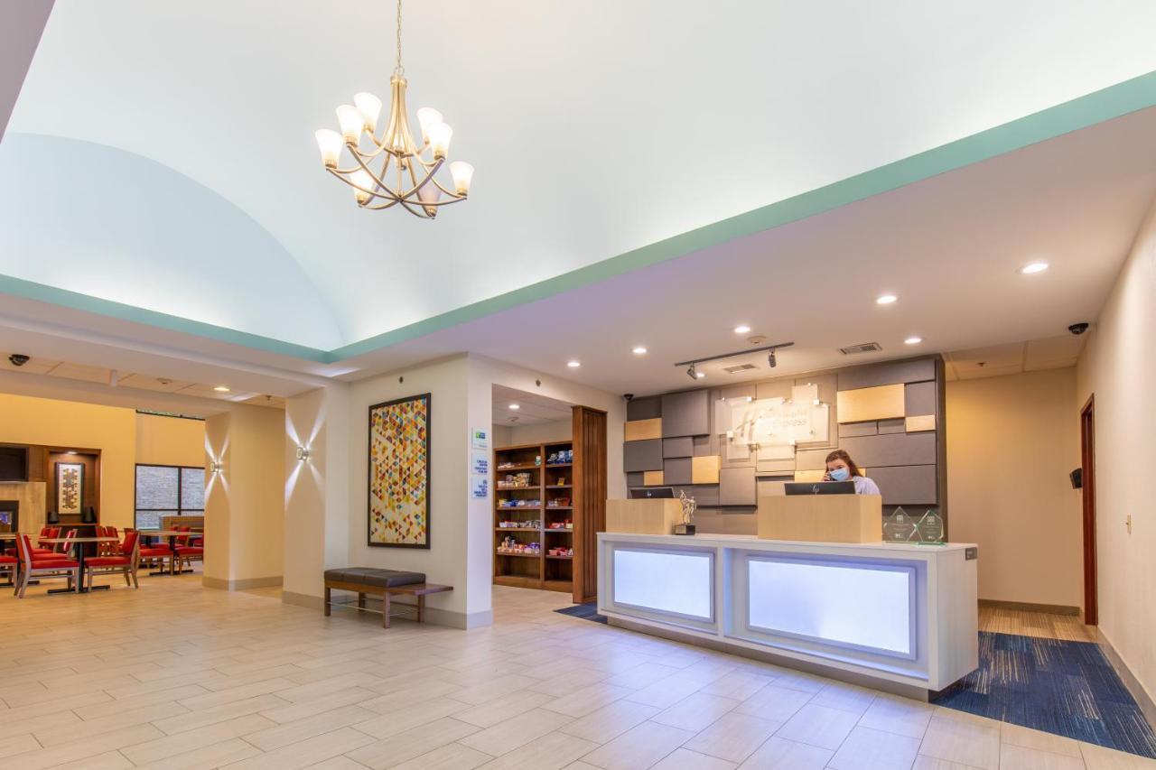Holiday Inn Express Johnson City By Ihg Exterior foto